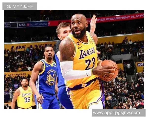 老詹缺席训练卢卡强调场下默契的重要性与细节讨论